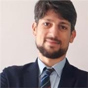 Laureato in giurisprudenza offre lezioni di diritto pubblico e privato